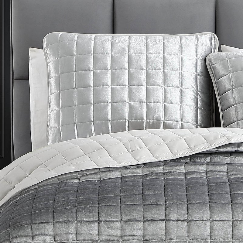 Riverbrook Home Lyndon Quilt Set, Queen, Silver, 3-Piece Set - Image 2
